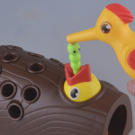 Страхотна играчка за умения, кълвач лови червейчета с магнитче и храни пиленце, чудесен подарък за деца